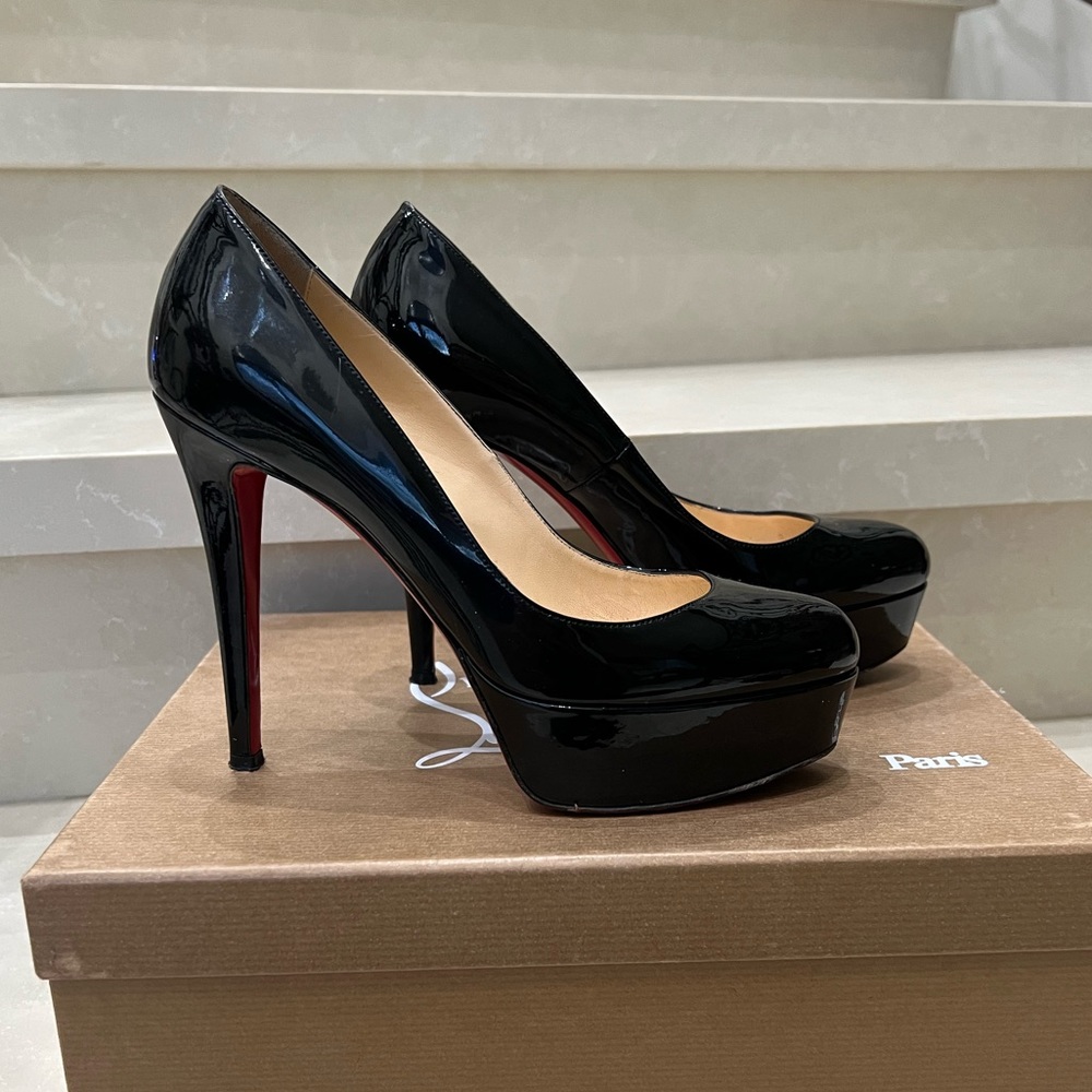 Authentic Christian Louboutin Bianca 120 Black Patent Leather Pumps Size 37